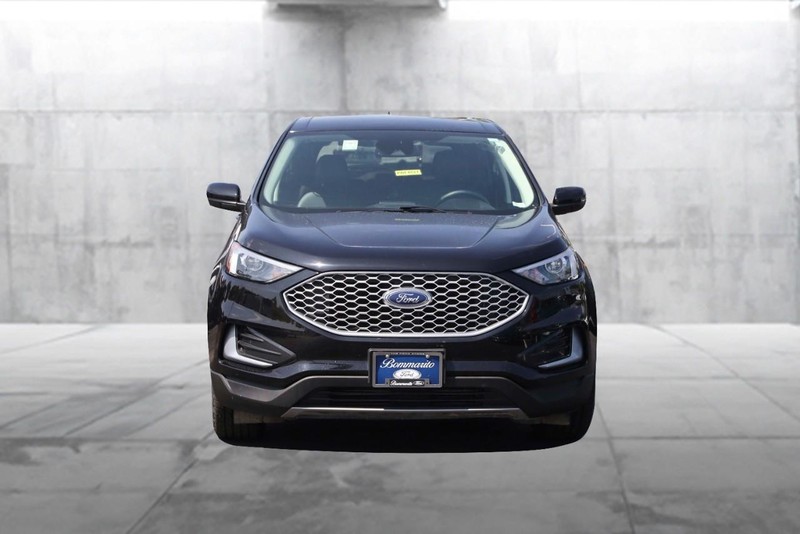 Ford Edge Vehicle Image 04