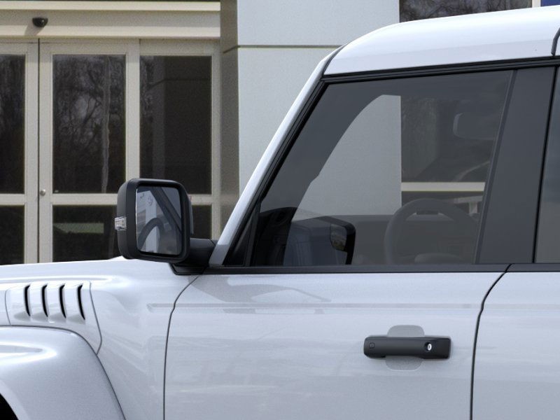 Ford Bronco Vehicle Image 22