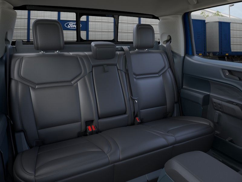 Ford Maverick Vehicle Image 11