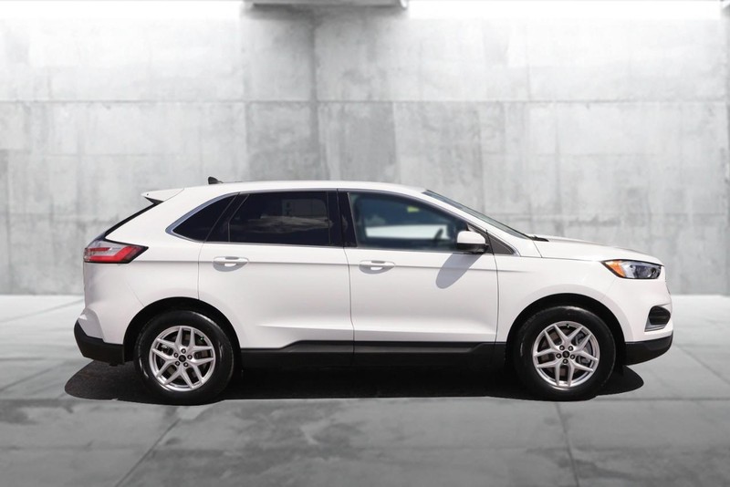 Ford Edge Vehicle Image 05