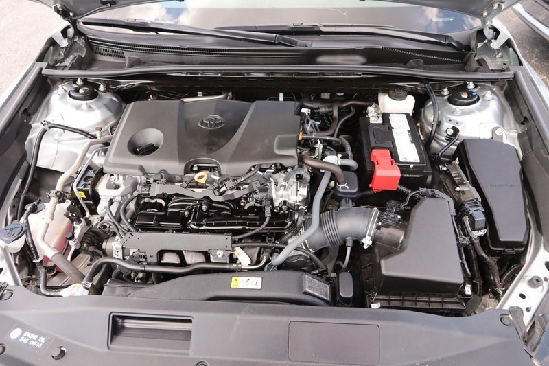 Toyota Camry Vehicle Image 25