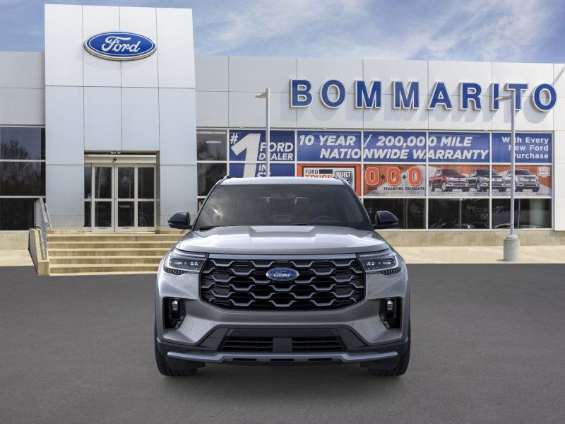 Ford Explorer Vehicle Image 06