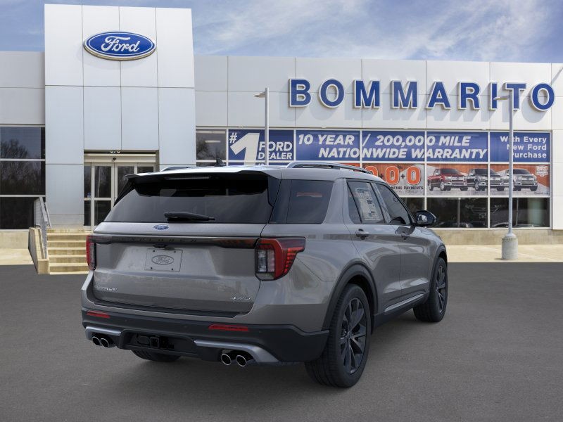 Ford Explorer Vehicle Image 08