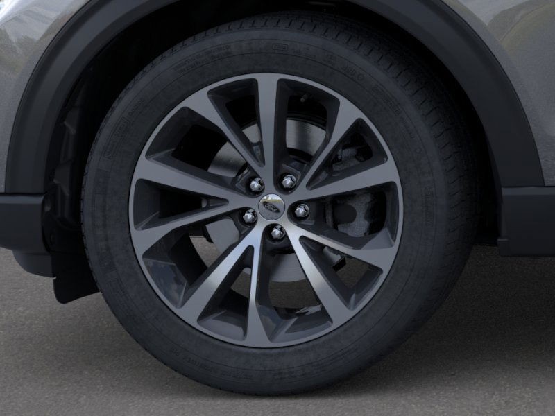 Ford Explorer Vehicle Image 19
