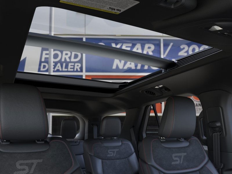 Ford Explorer Vehicle Image 22