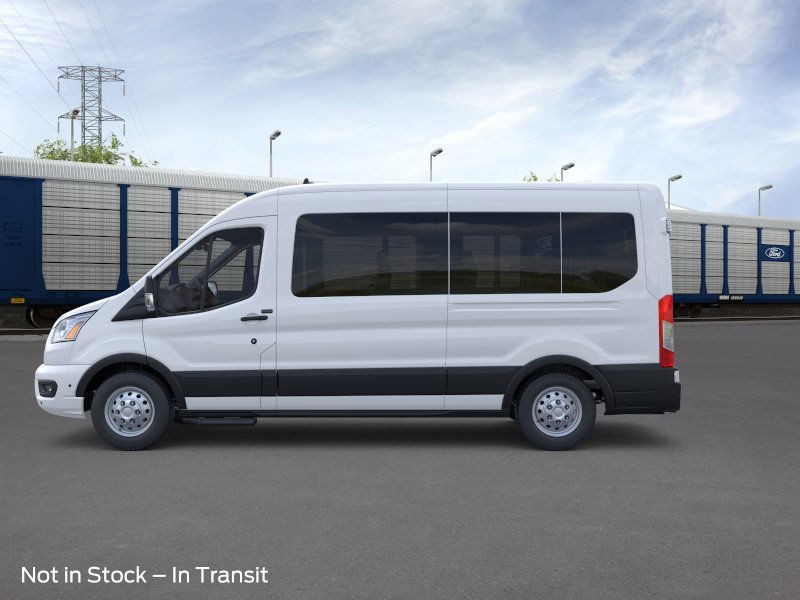 Ford Transit-350 Vehicle Image 03
