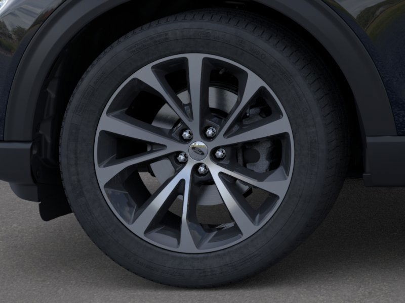 Ford Explorer Vehicle Image 19