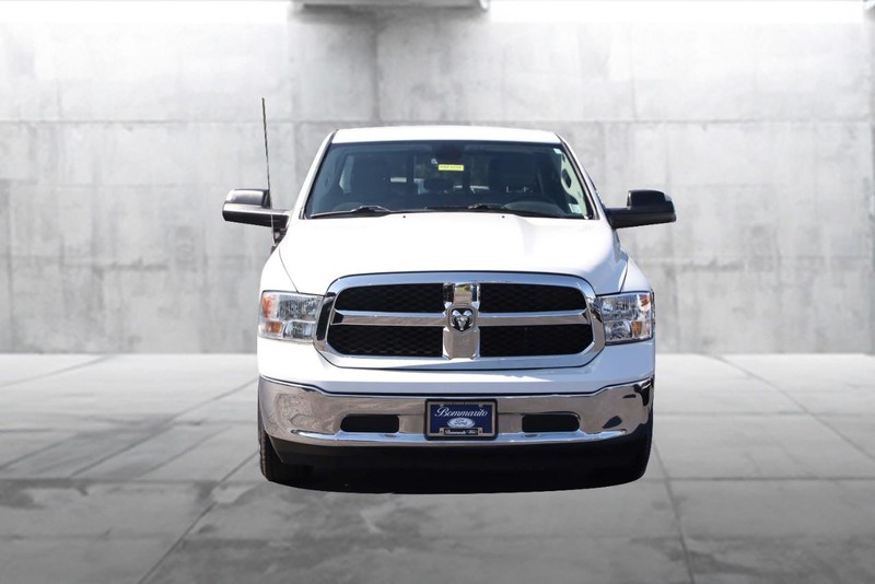 Ram 1500 Classic Vehicle Image 04