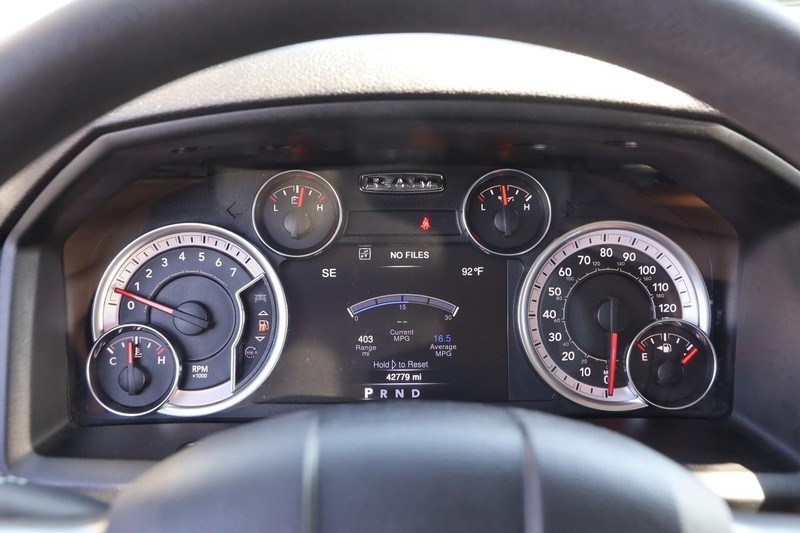Ram 1500 Classic Vehicle Image 13