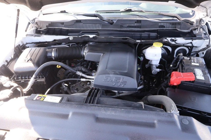Ram 1500 Classic Vehicle Image 24
