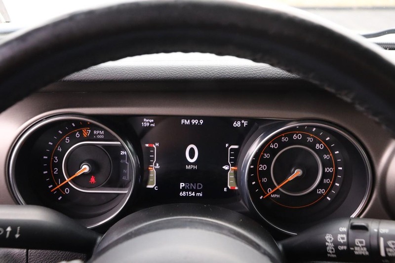 Jeep Wrangler Unlimited Vehicle Image 14