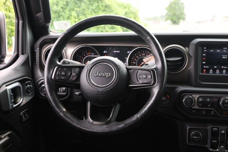 Jeep Wrangler Unlimited Vehicle Image 22