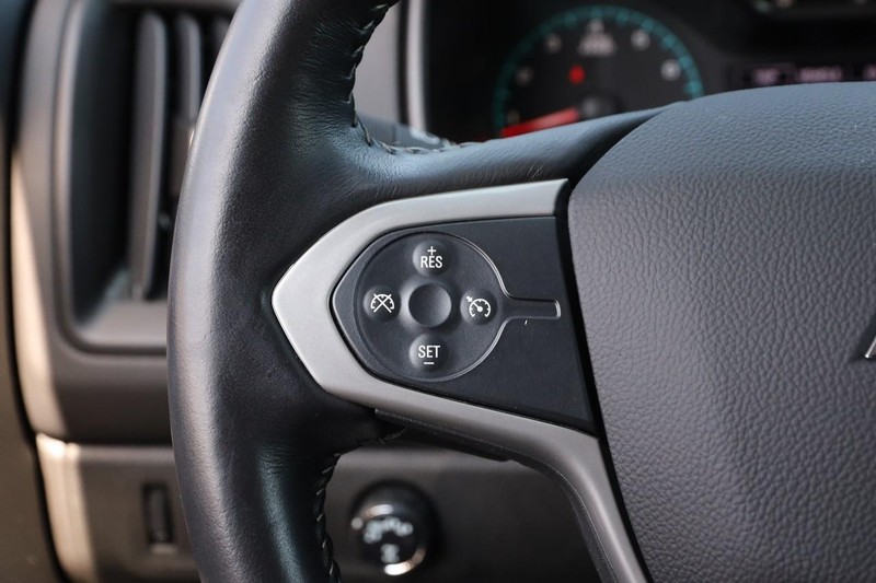 Chevrolet Colorado Vehicle Image 11