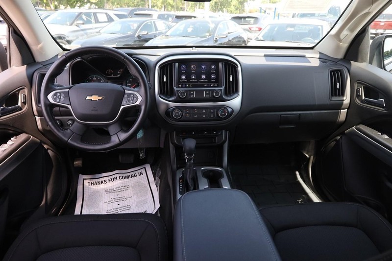 Chevrolet Colorado Vehicle Image 18
