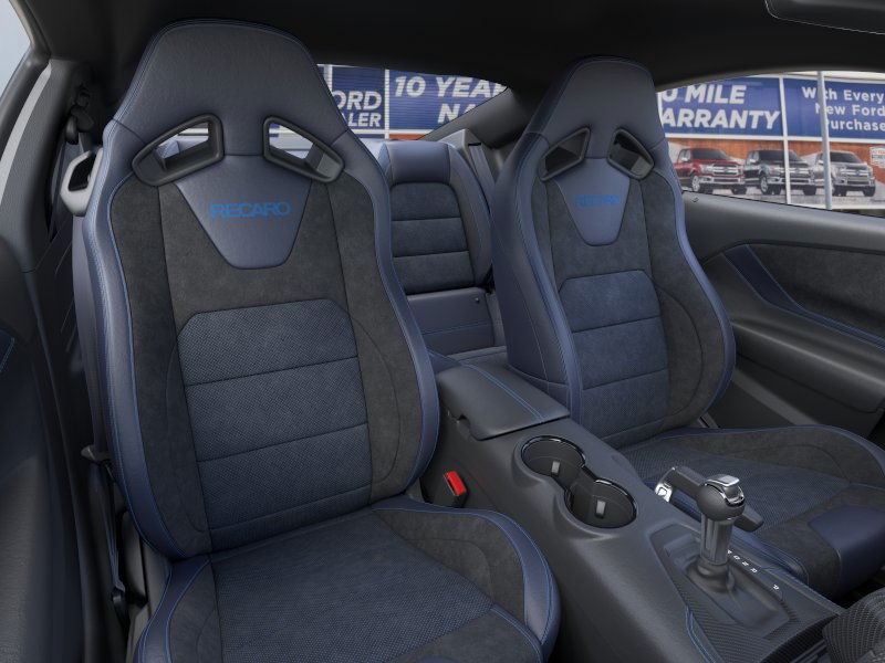 Ford Mustang Vehicle Image 10