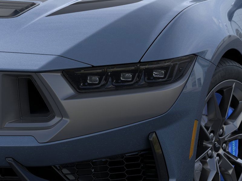 Ford Mustang Vehicle Image 18