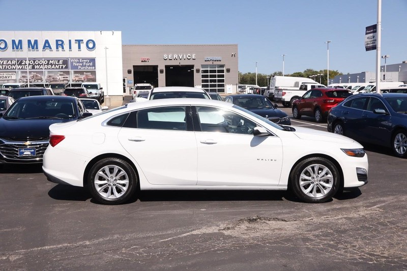 Chevrolet Malibu Vehicle Image 06