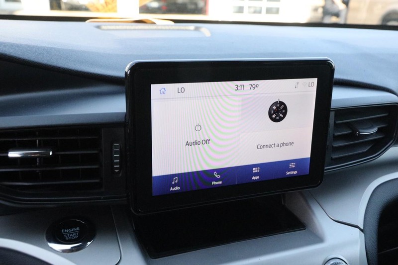Ford Explorer Vehicle Image 19