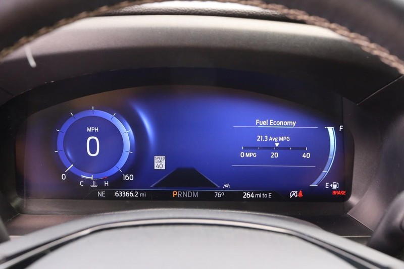 Ford Explorer Vehicle Image 16