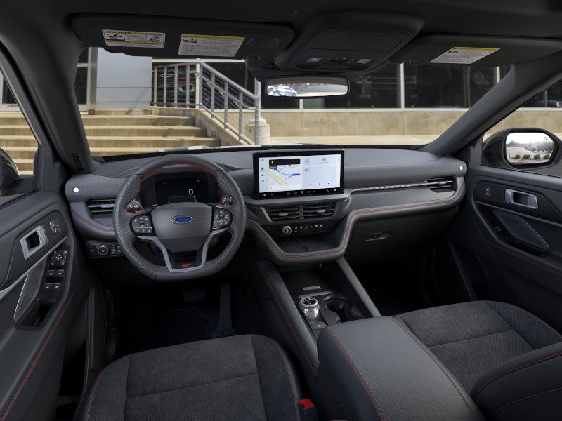 Ford Explorer Vehicle Image 09