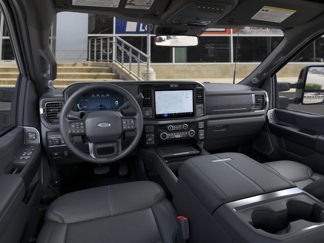 Ford Super Duty F-350 SRW Vehicle Image 09