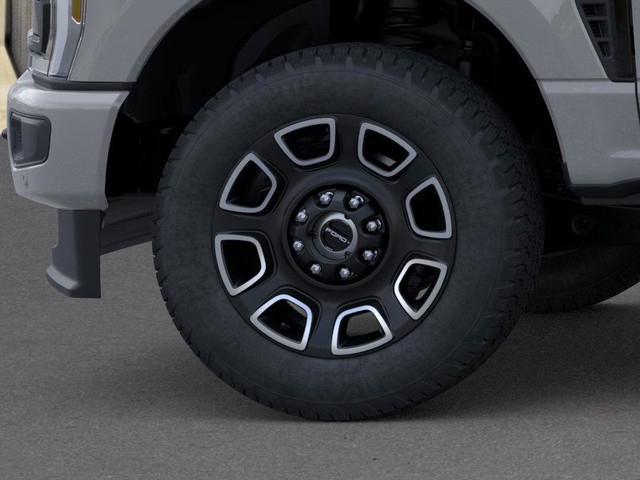 Ford Super Duty F-350 SRW Vehicle Image 19