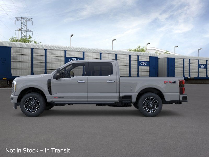 Ford Super Duty F-350 SRW Vehicle Image 03