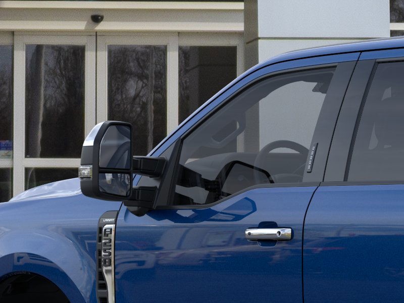 Ford Super Duty F-250 SRW Vehicle Full-screen Gallery Image 20