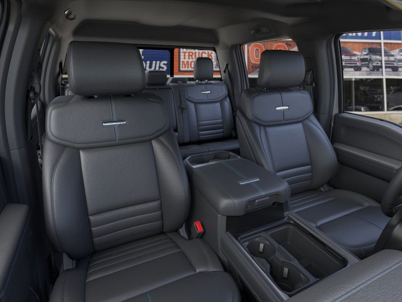 Ford Super Duty F-250 SRW Vehicle Image 10