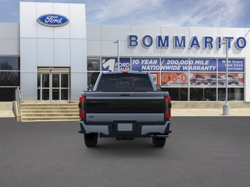 Ford Super Duty F-350 SRW Vehicle Image 05
