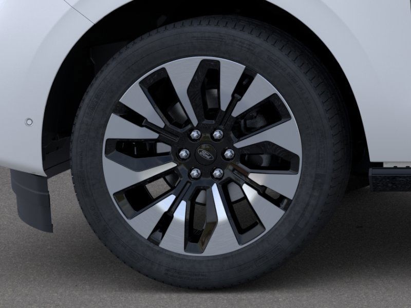 Ford Expedition Max Vehicle Image 19