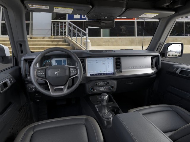 Ford Bronco Vehicle Image 09