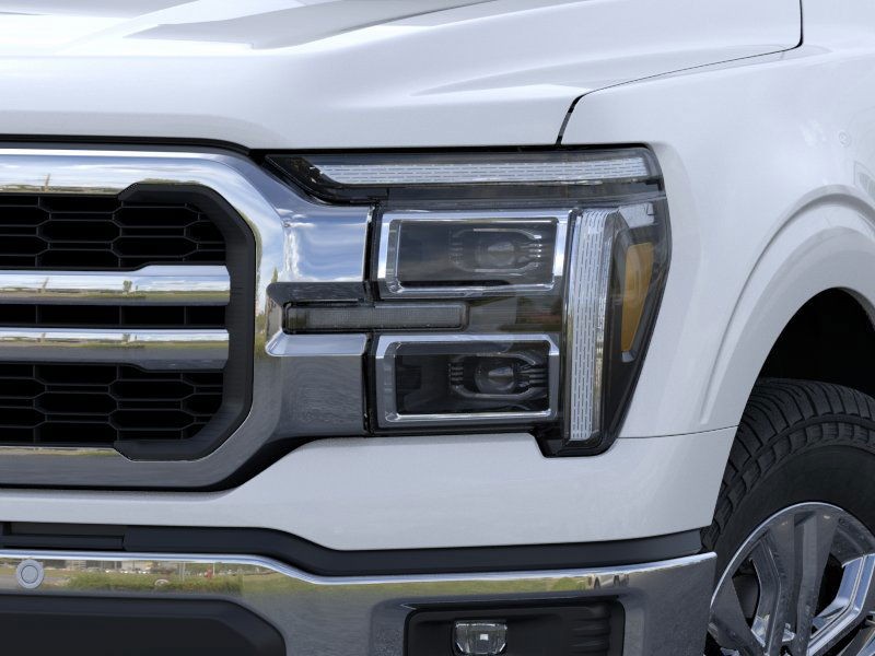 Ford F-150 Vehicle Full-screen Gallery Image 18