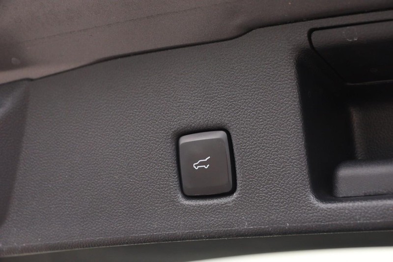 Ford Escape Vehicle Image 08