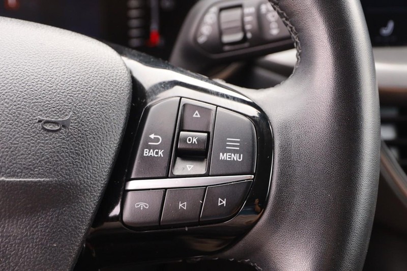 Ford Escape Vehicle Image 13
