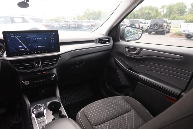 Ford Escape Vehicle Image 25