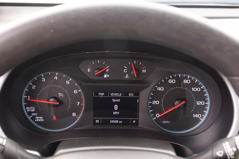Chevrolet Malibu Vehicle Image 14