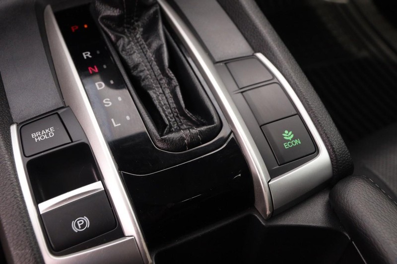 Honda Civic Sedan Vehicle Image 18
