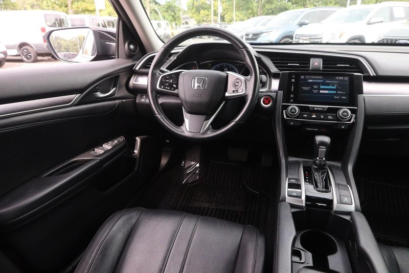 Honda Civic Sedan Vehicle Image 21
