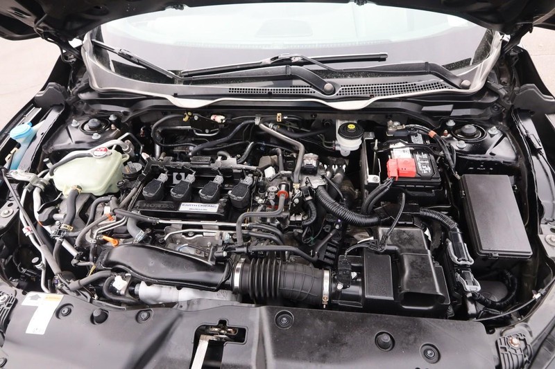 Honda Civic Sedan Vehicle Image 26