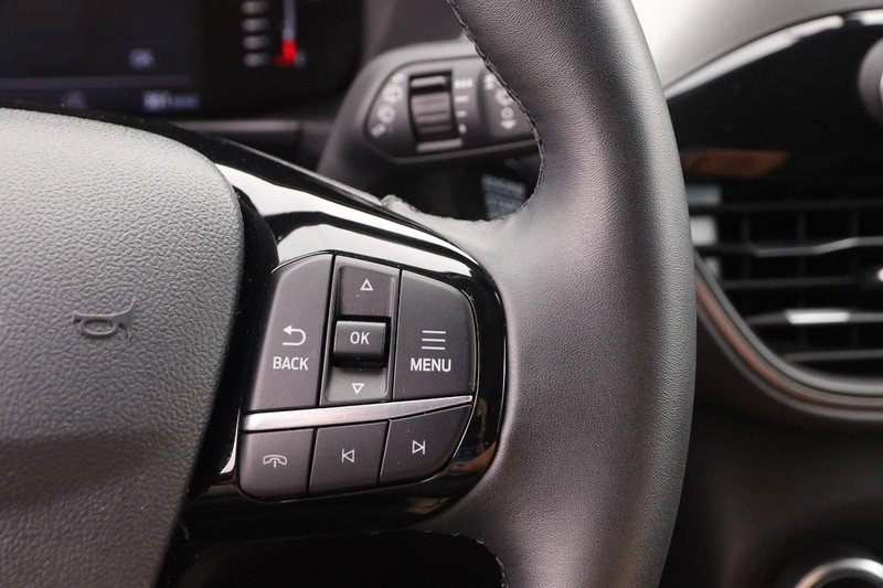 Ford Escape Vehicle Image 13