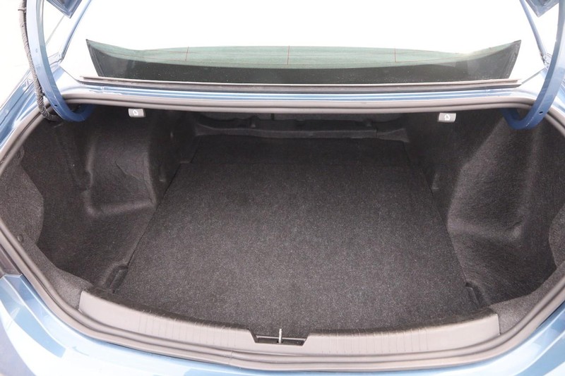 Chevrolet Malibu Vehicle Image 07