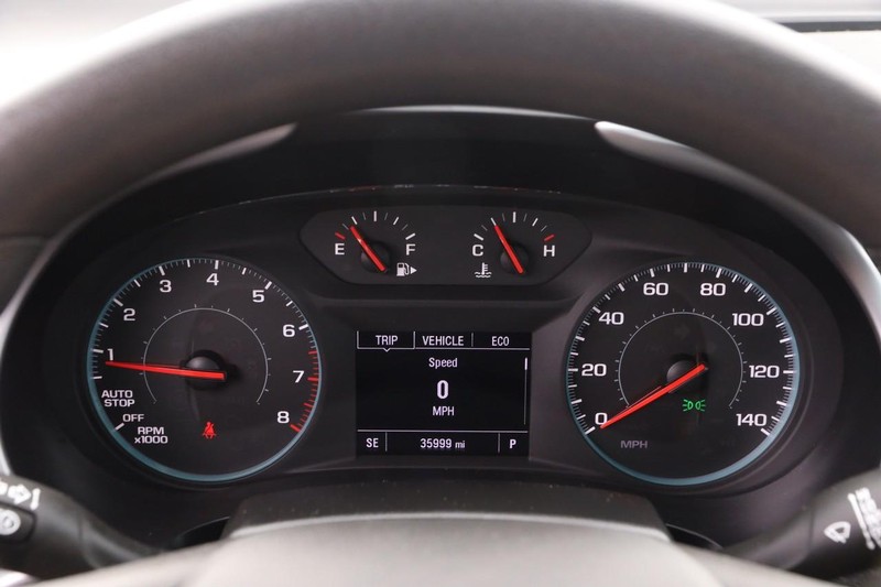 Chevrolet Malibu Vehicle Image 13