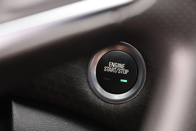 Chevrolet Malibu Vehicle Image 14