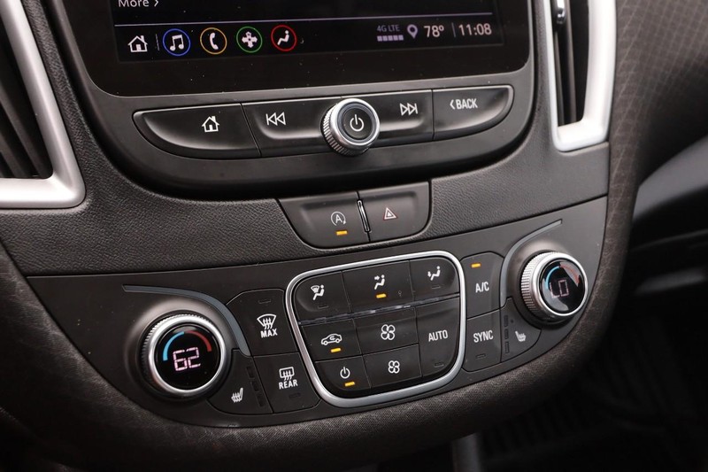 Chevrolet Malibu Vehicle Image 17