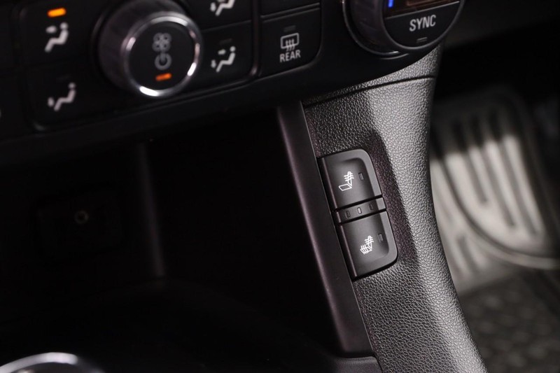 GMC Acadia Vehicle Image 20