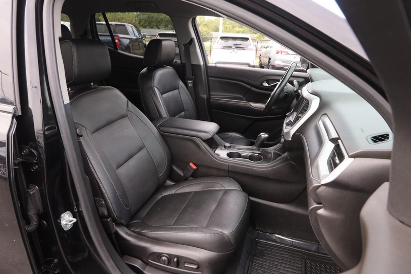 GMC Acadia Vehicle Image 27