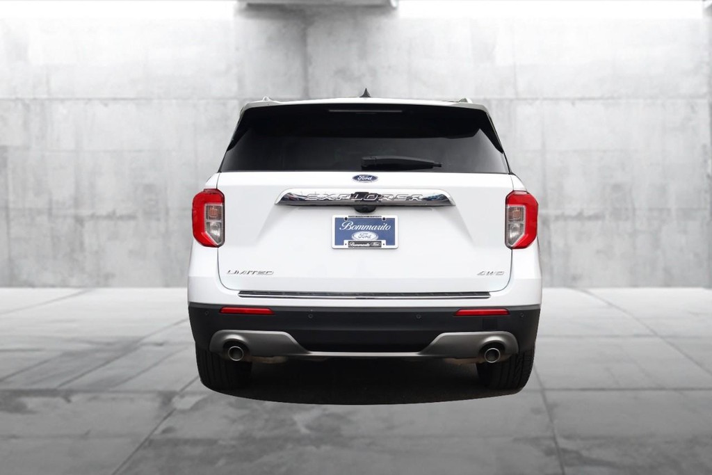 Ford Explorer Vehicle Image 06