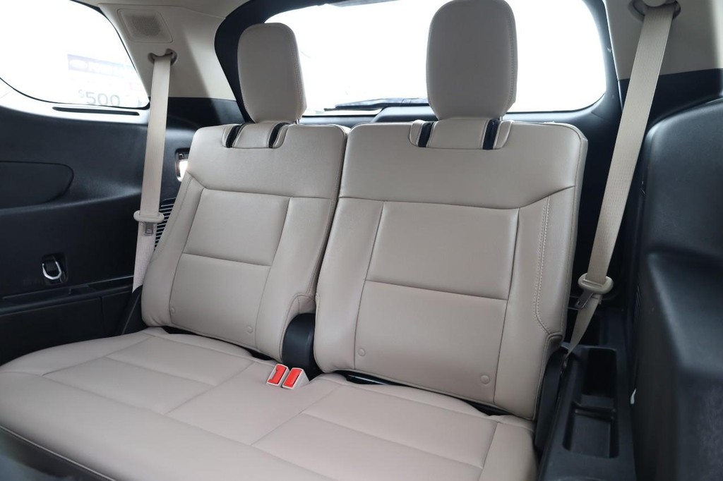 Ford Explorer Vehicle Image 27