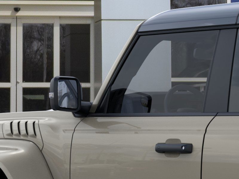 Ford Bronco Vehicle Image 22